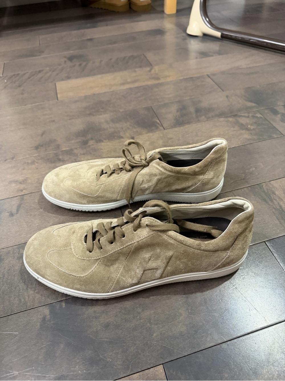 Hogan Men's Suede Lace-Up Sneakers Size UK 8.5 or US 9